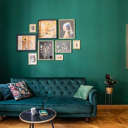 New Stylish 3 Suites Bedrooms Apt In Mala Strana - N2Nd Prag Exterior foto