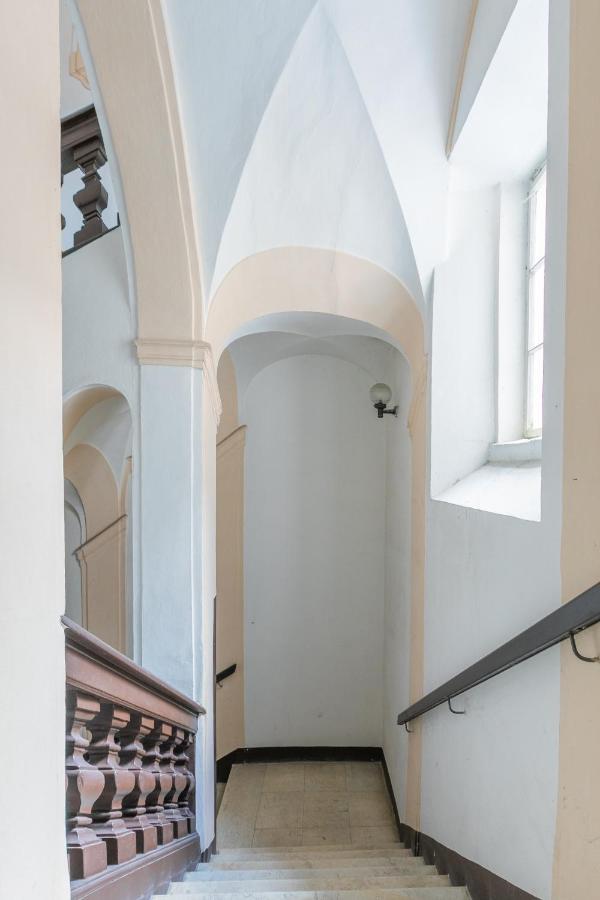 New Stylish 3 Suites Bedrooms Apt In Mala Strana - N2Nd Prag Exterior foto