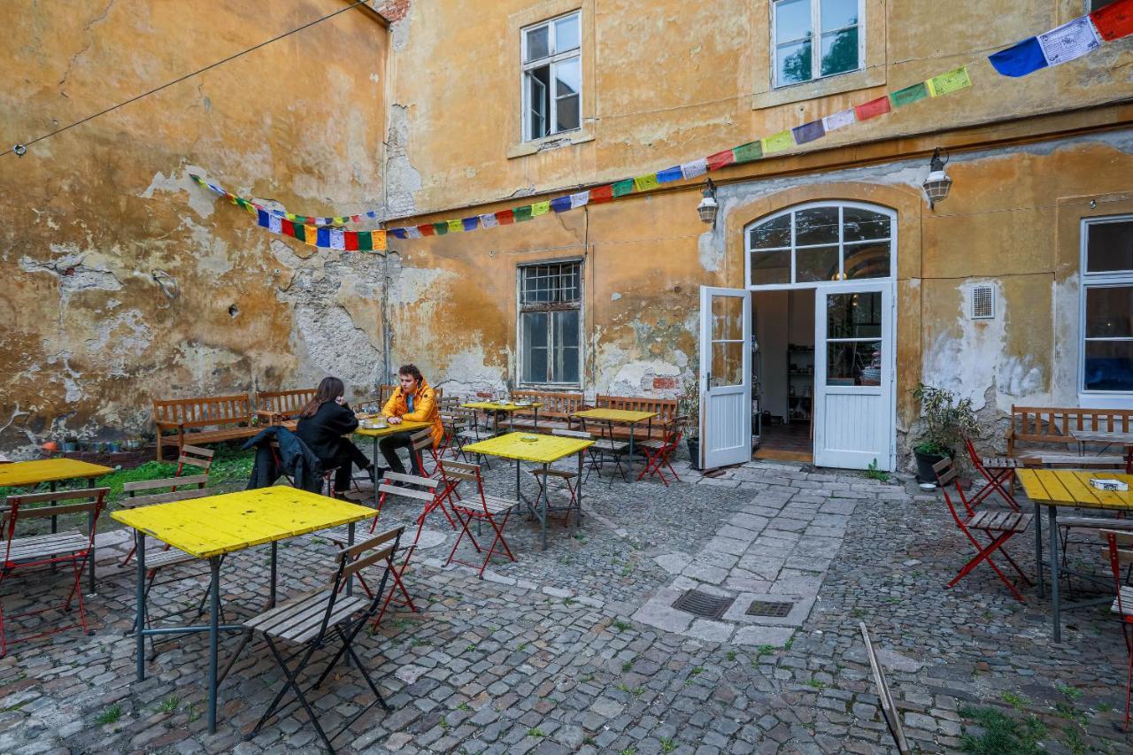 New Stylish 3 Suites Bedrooms Apt In Mala Strana - N2Nd Prag Exterior foto